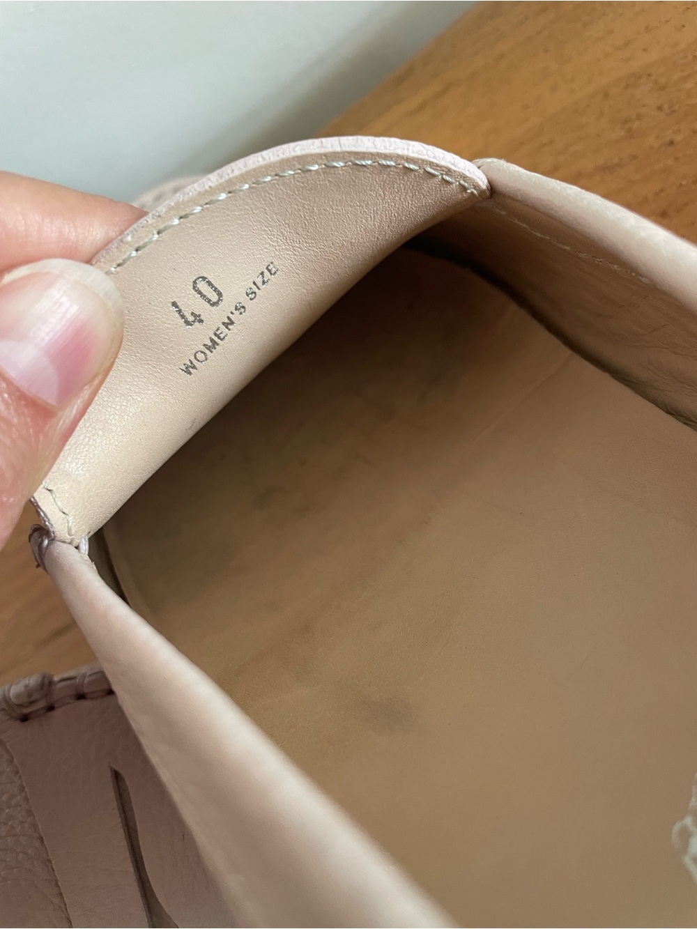 Tod's Gommini driving shoes- light Pink Leather Loafers - Picture 5 of 11